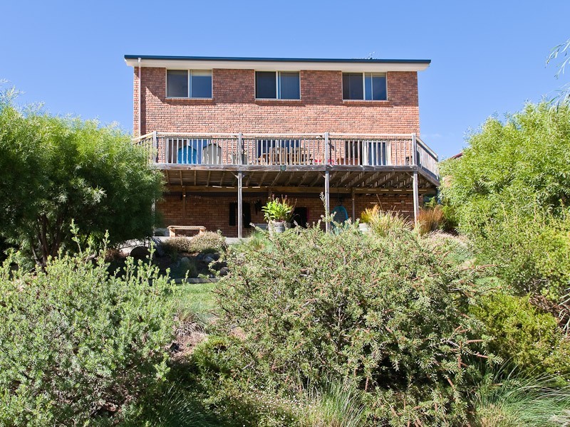 10 Lisa Court, Lenah Valley TAS 7008