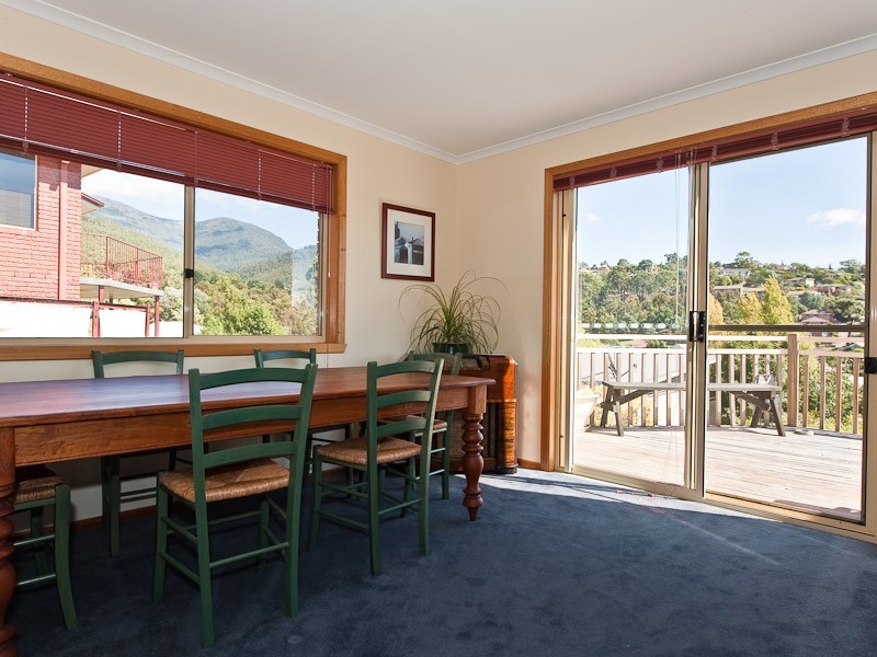 10 Lisa Court, Lenah Valley TAS 7008