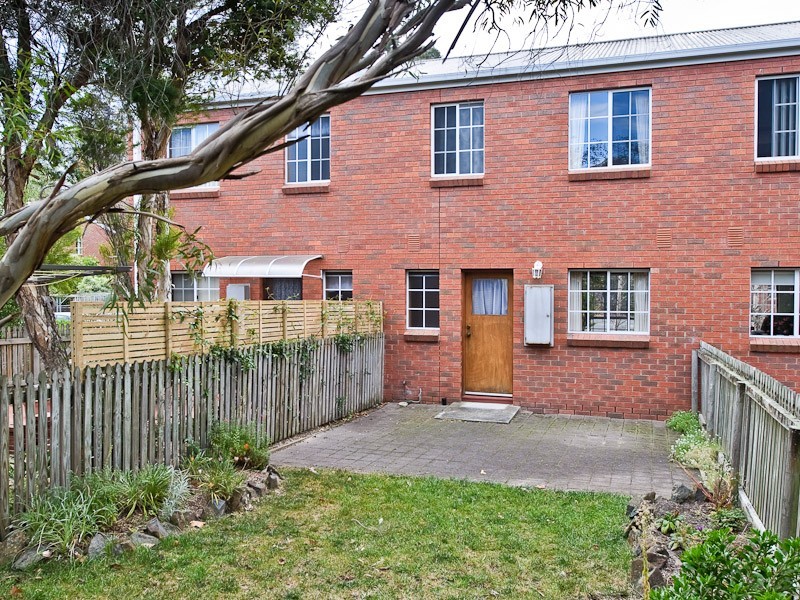 9/4 Quayle Street, Sandy Bay TAS 7005