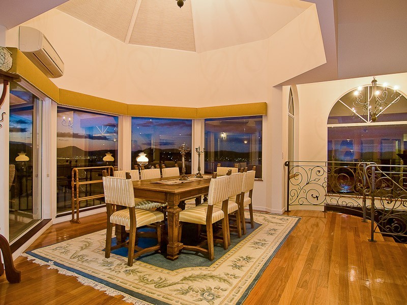 15 Nicholas Drive, Sandy Bay TAS 7005