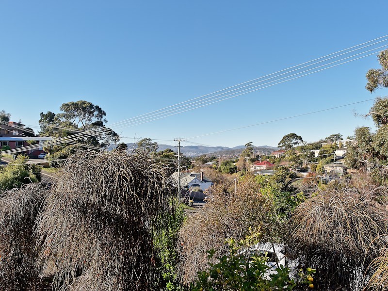 1 and 1A Alcides Avenue, Lenah Valley TAS 7008