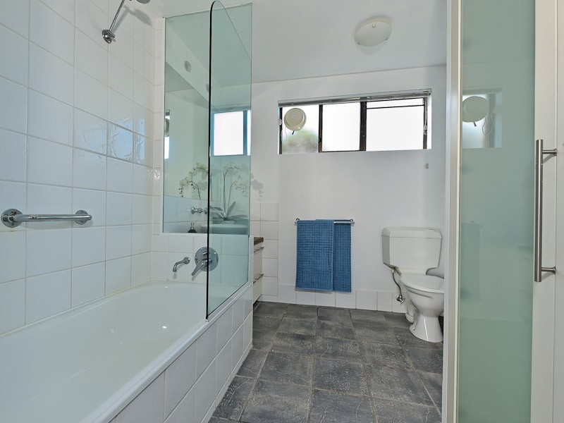 1/12 Star Street, Sandy Bay TAS 7005