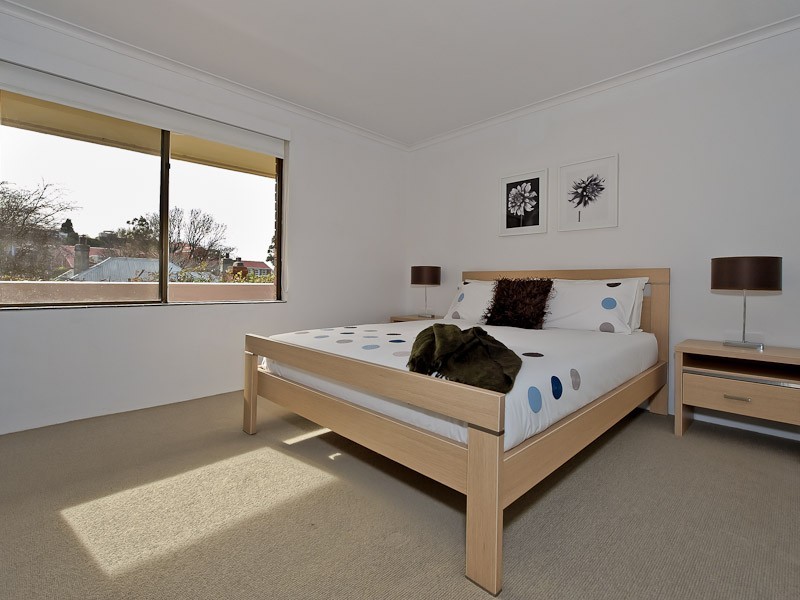 1/12 Star Street, Sandy Bay TAS 7005