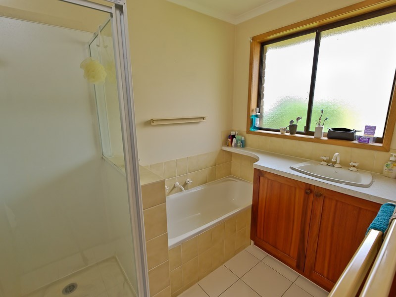 2/307 Churchill Avenue, Sandy Bay TAS 7005