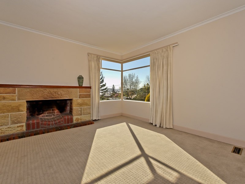 51 Waimea Avenue, Sandy Bay TAS 7005