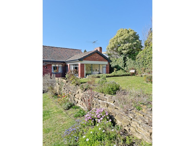 51 Waimea Avenue, Sandy Bay TAS 7005