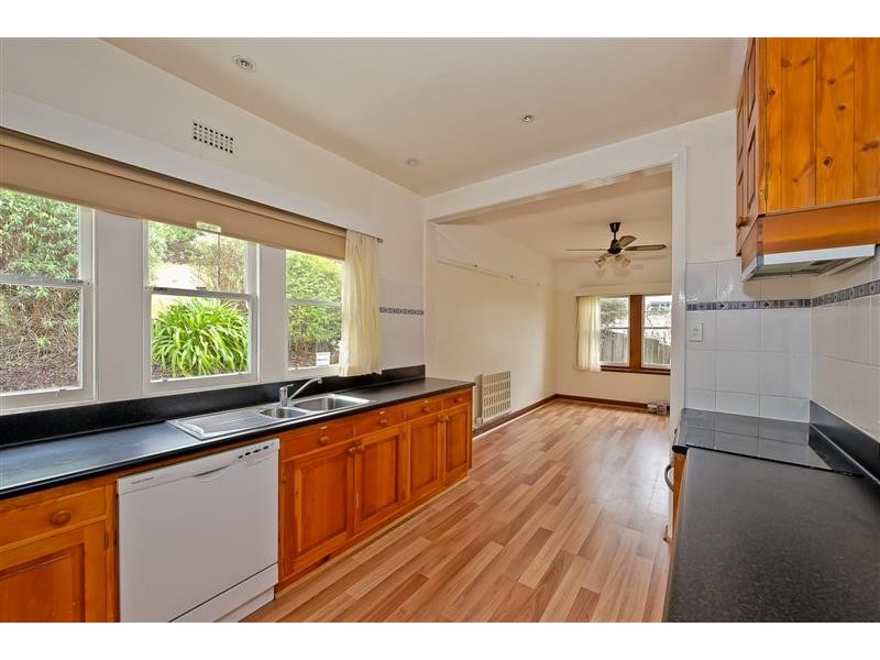 15 Cosgrove Avenue, South Hobart TAS 7004