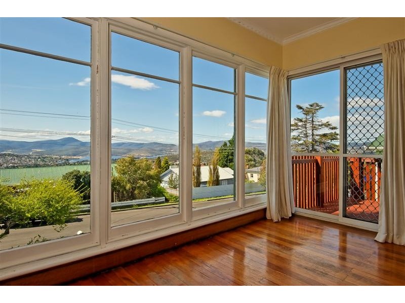 22 Raymont Terrace, Mount Stuart TAS 7000