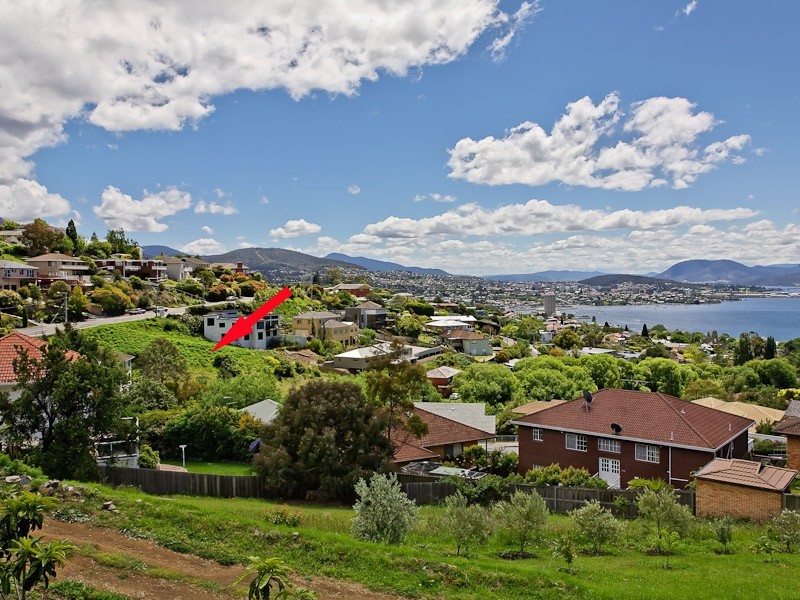 331 Churchill Avenue, Sandy Bay TAS 7005
