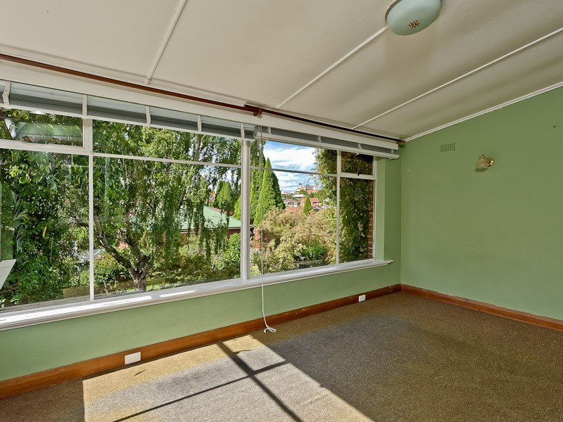 9 Thirza Street, New Town TAS 7008