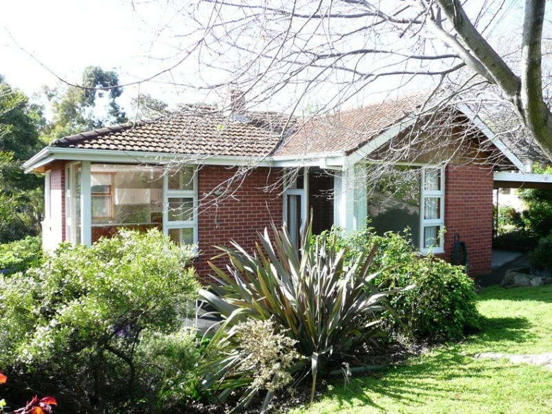 19 Fehre Court, Sandy Bay TAS 7005