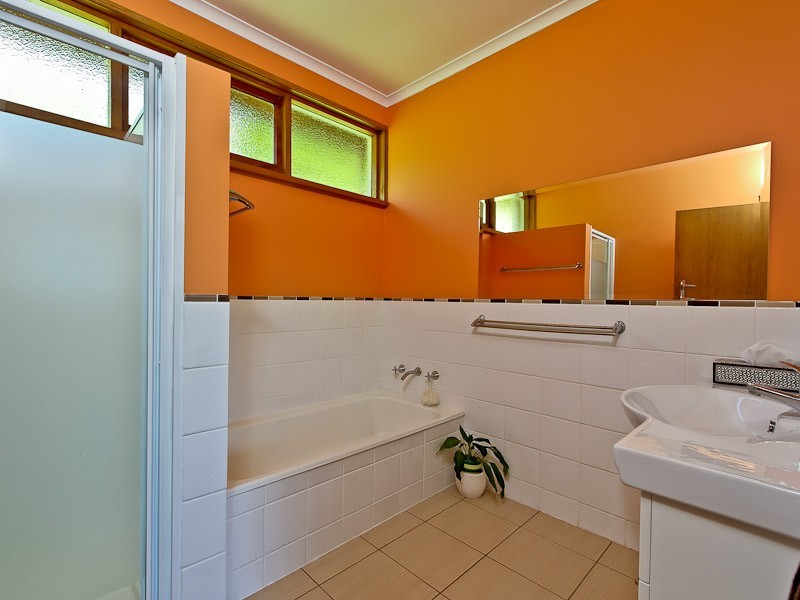 19 Fehre Court, Sandy Bay TAS 7005