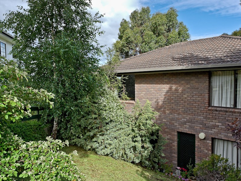 2/5 Alwyn Road, Lenah Valley TAS 7008