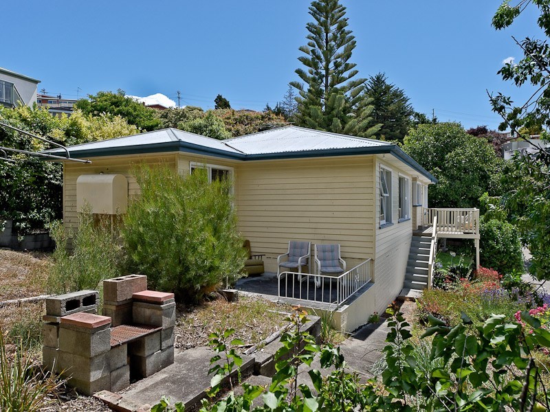 11 Buchanan Avenue, Sandy Bay TAS 7005
