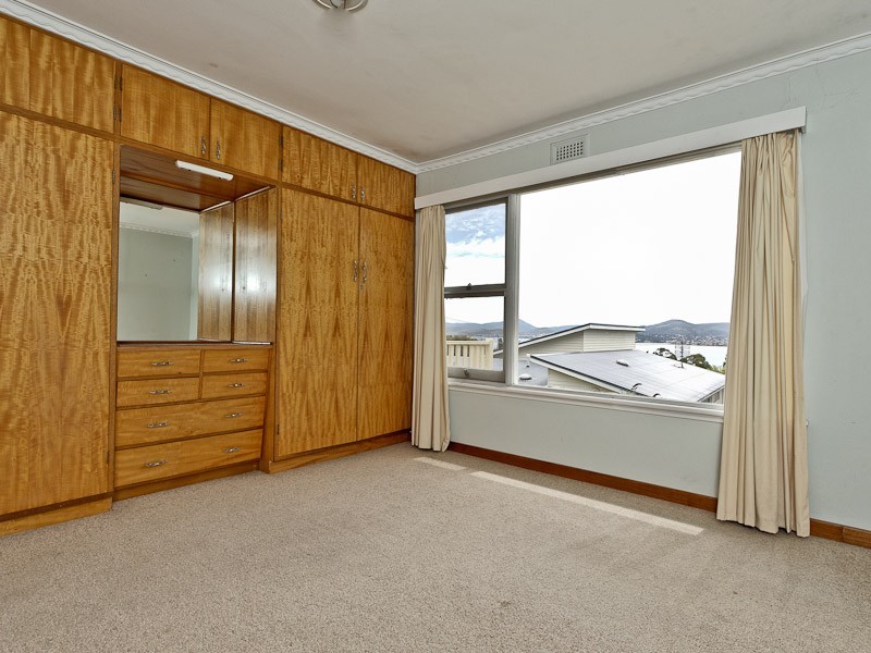 11 Buchanan Avenue, Sandy Bay TAS 7005