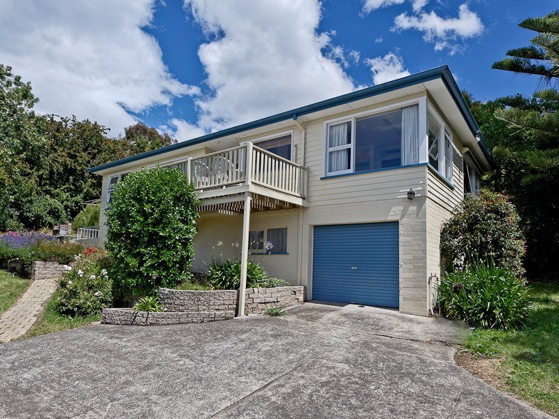 11 Buchanan Avenue, Sandy Bay TAS 7005