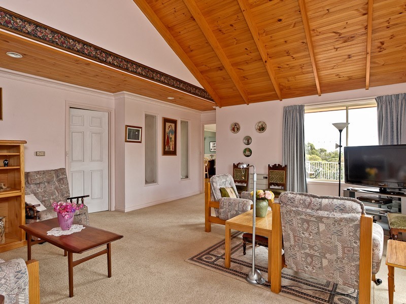 43 Alwyn Road, Lenah Valley TAS 7008