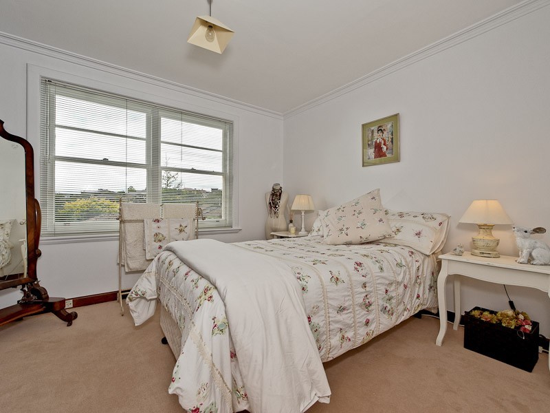 22 Willowdene Avenue, Sandy Bay TAS 7005