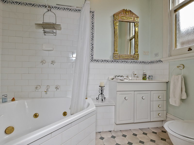 17 Gregory Street, Sandy Bay TAS 7005