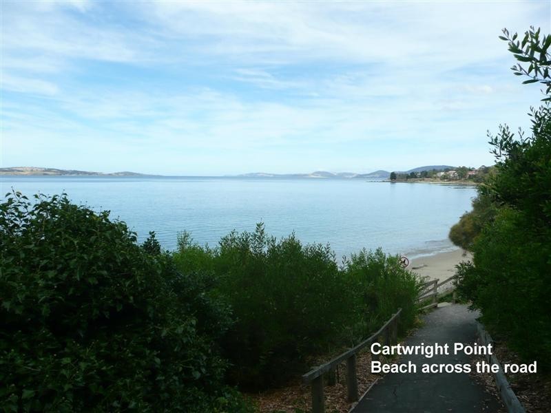 7a Grange Avenue, Taroona TAS 7053