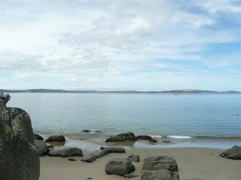 7a Grange Avenue, Taroona TAS 7053