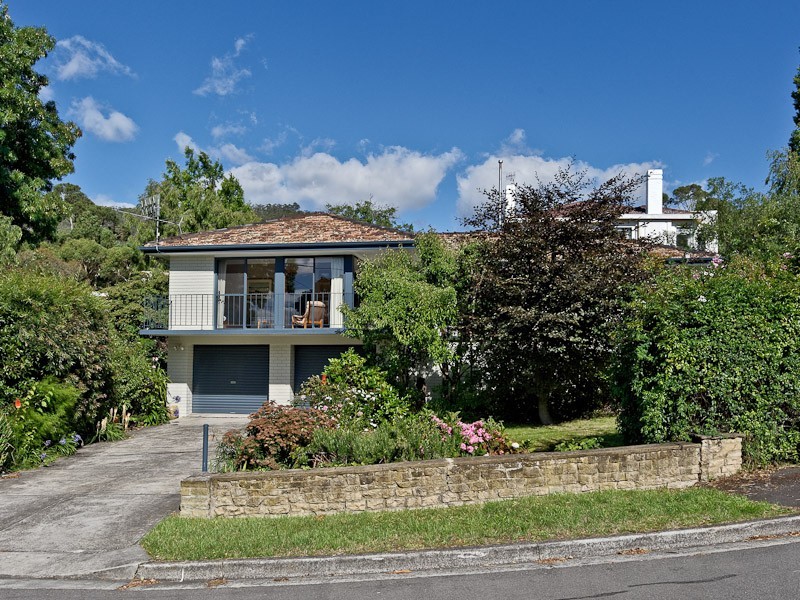 7a Grange Avenue, Taroona TAS 7053