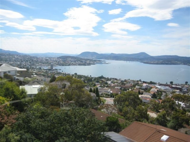 3 Lindeith Court, Sandy Bay TAS 7005