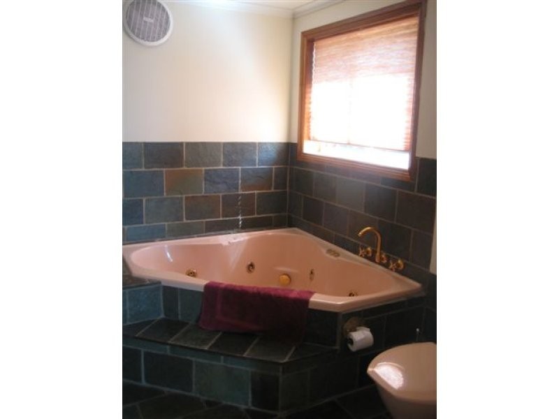 3 Lindeith Court, Sandy Bay TAS 7005