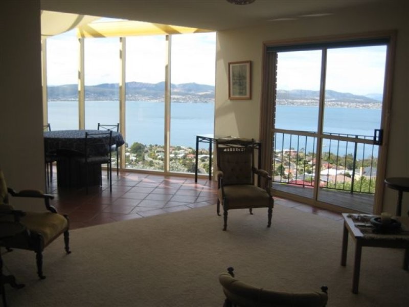 3 Lindeith Court, Sandy Bay TAS 7005