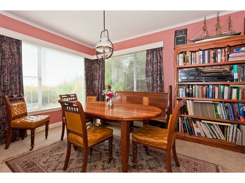 1 Weerona Avenue, Mount Stuart TAS 7000