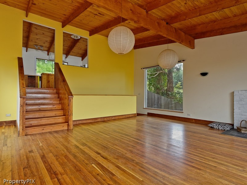 70 Liverpool Crescent, West Hobart TAS 7000