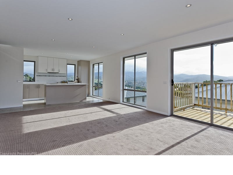 4/8 Carnation Terrace, Kingston TAS 7050