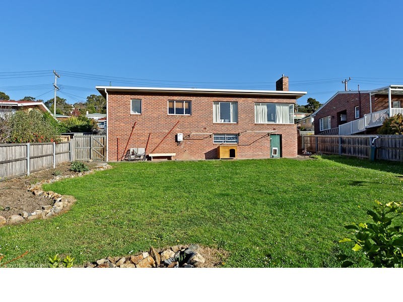 43 Edge Avenue, Lenah Valley TAS 7008