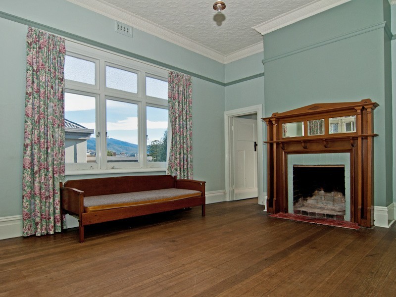 24 Stoke Street, New Town TAS 7008