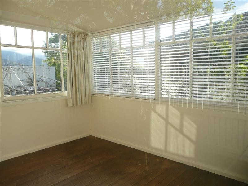 24 Stoke Street, New Town TAS 7008