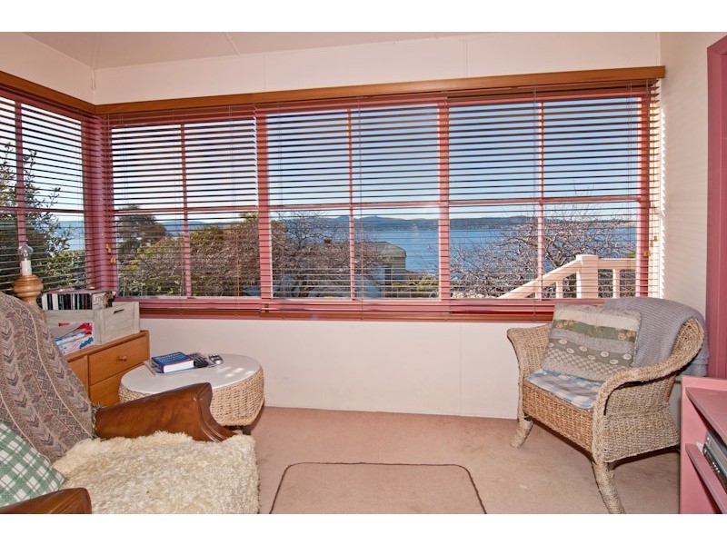 1 Folder Street, Sandy Bay TAS 7005