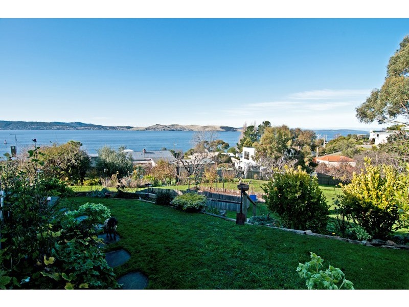 1 Folder Street, Sandy Bay TAS 7005