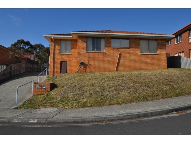 1-36 Cuthbertson Place, Lenah Valley TAS 7008