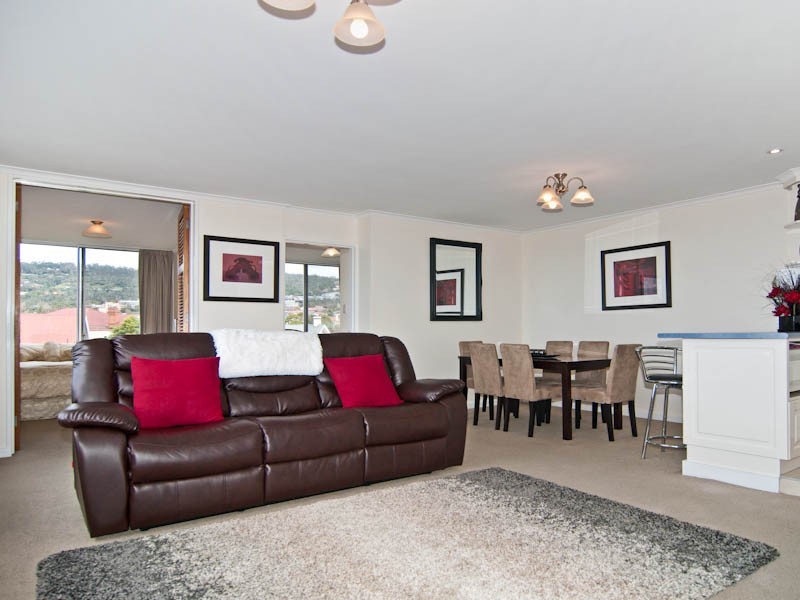 1/14 Ashfield Street, Sandy Bay TAS 7005