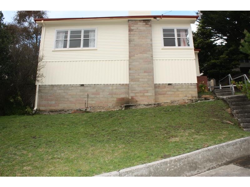 18  Hillborough Road, South Hobart TAS 7004