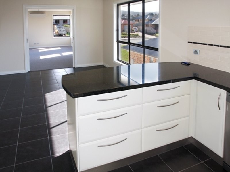 25 Ineke Drive, Kingston TAS 7050