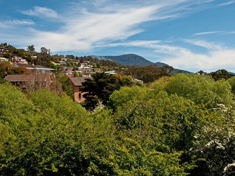 3/267 Churchill Avenue, Sandy Bay TAS 7005