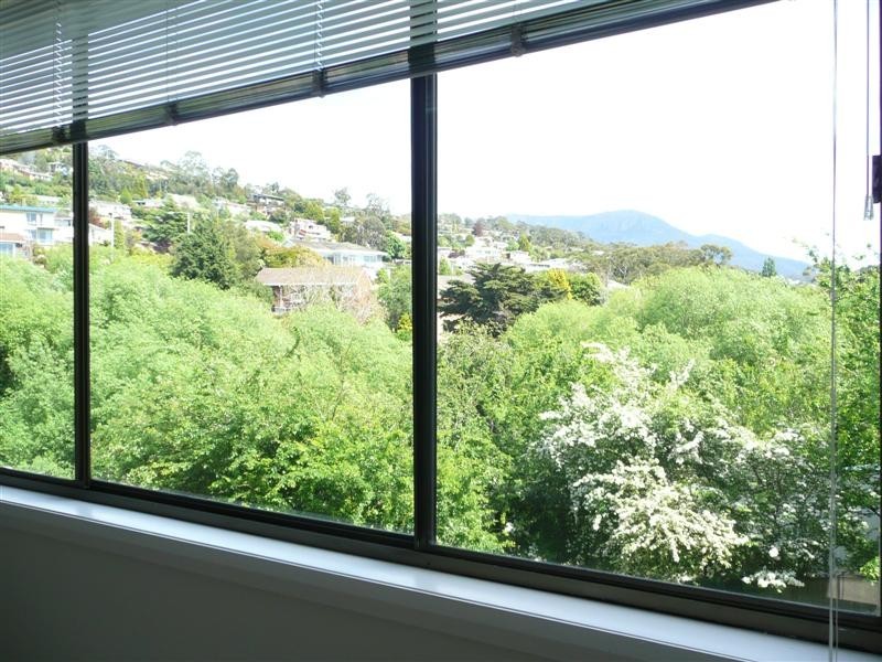 3/267 Churchill Avenue, Sandy Bay TAS 7005