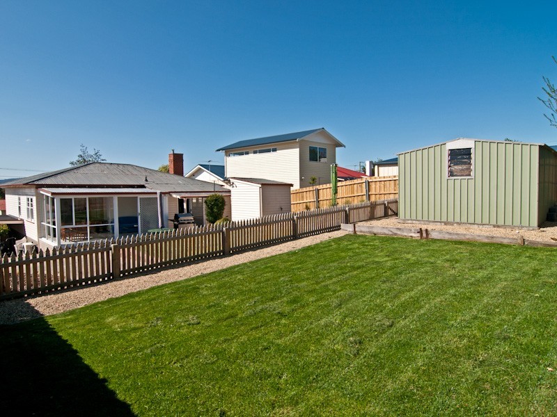6 Wellwood Street, Lenah Valley TAS 7008