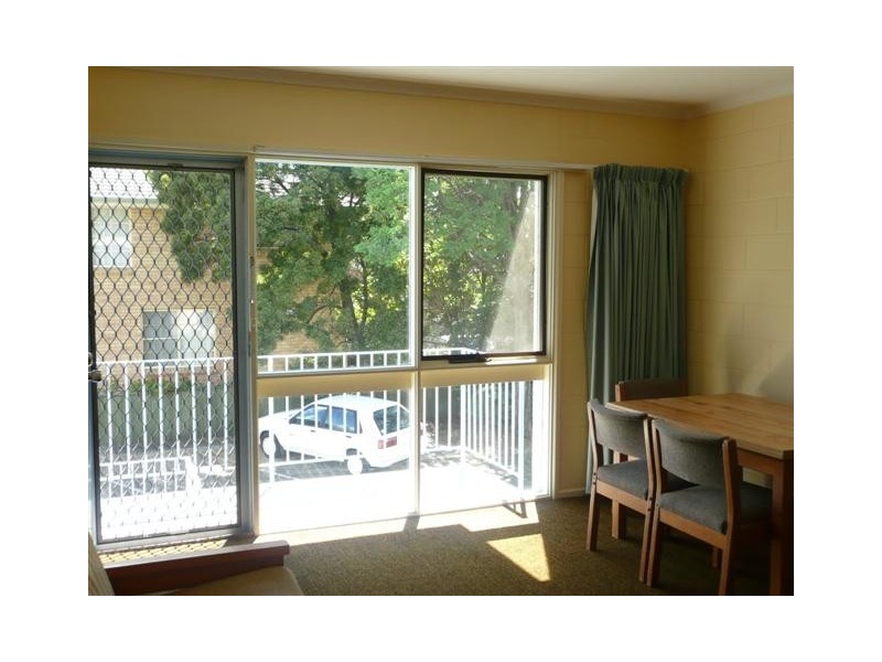 11/5 Beach Road, Sandy Bay TAS 7005