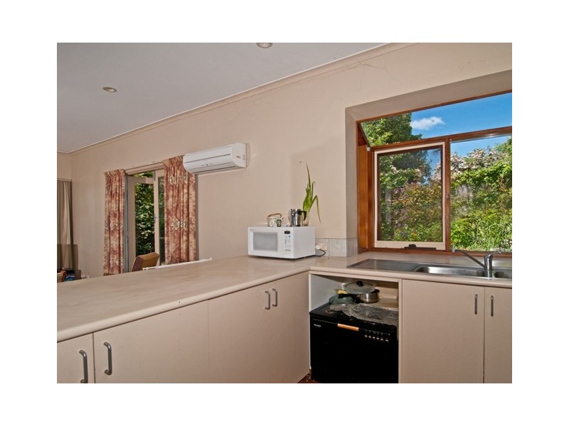 1 Woolton Place, Sandy Bay TAS 7005
