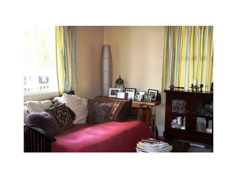 1 Lincoln Street, Sandy Bay TAS 7005