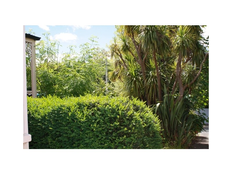 1 Lincoln Street, Sandy Bay TAS 7005