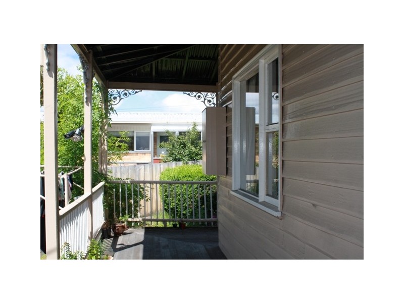 1 Lincoln Street, Sandy Bay TAS 7005