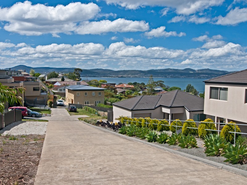 1 Shepherd Street, Sandy Bay TAS 7005
